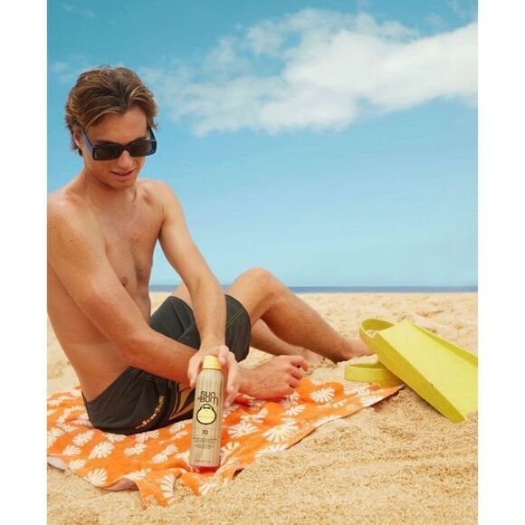 SUN BUM - NWT - Sunscreen Spray SPF 70 Original. Water resistant (80) Minutes. - Picture 4 of 10
